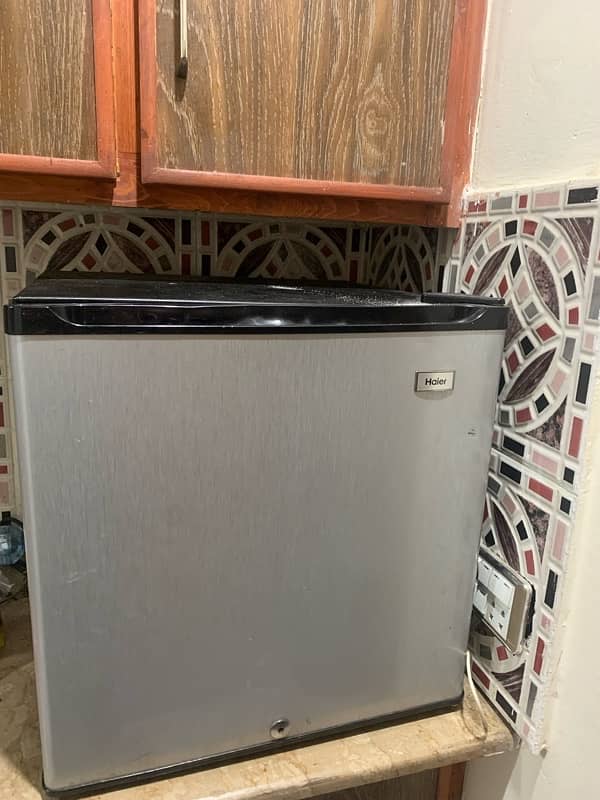 Haier mini fridge 1