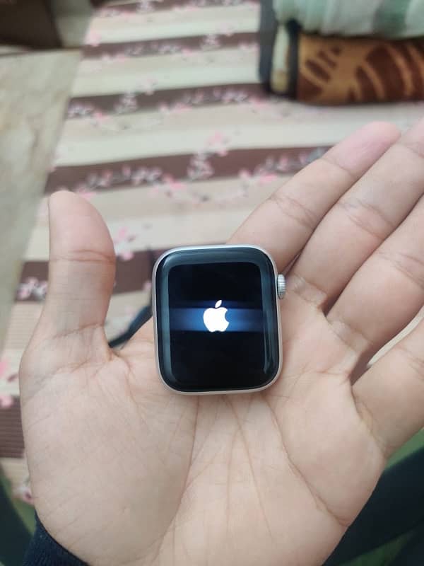 apple watch se 7