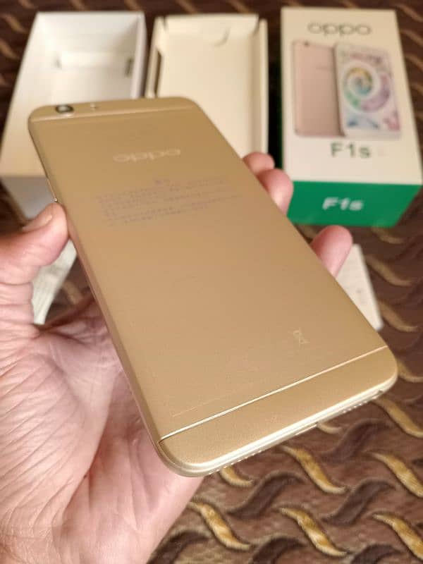 smart phone oppo F1S complte Box charger new 1