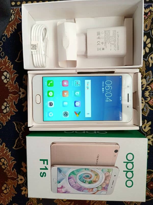 smart phone oppo F1S complte Box charger new 2