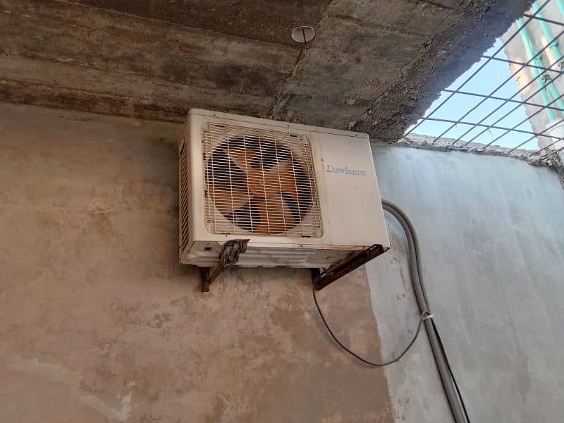 Split AC 1.5 Ton 1