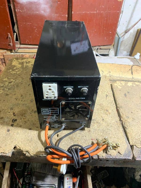 Local UPS 1300watt 10