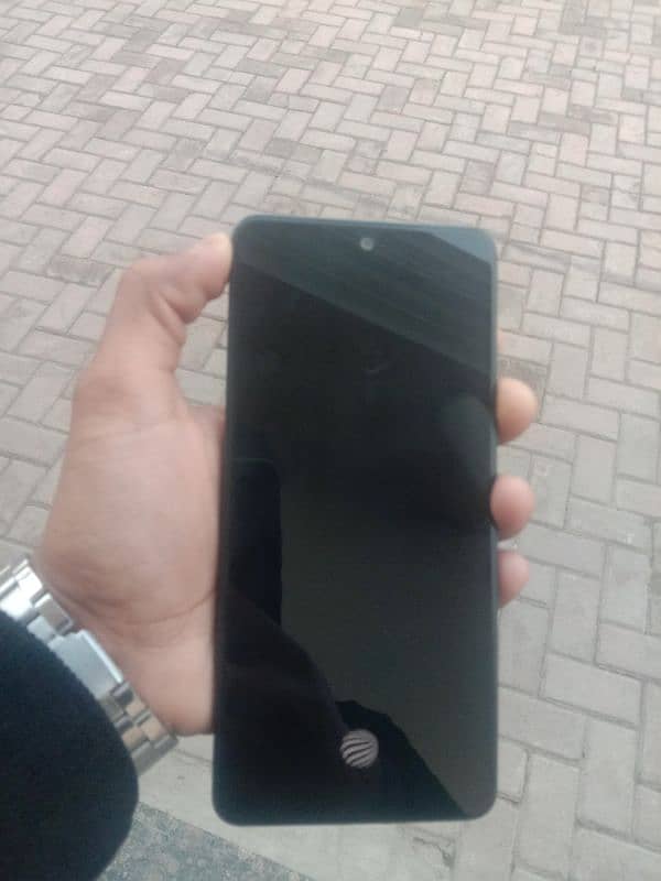 vivo V27e 1