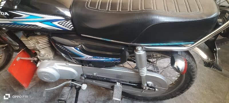 Honda 125 for sale demand 1 lakh 30 thousand full tested ok 11