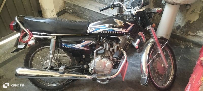 Honda 125 for sale demand 1 lakh 30 thousand full tested ok 14