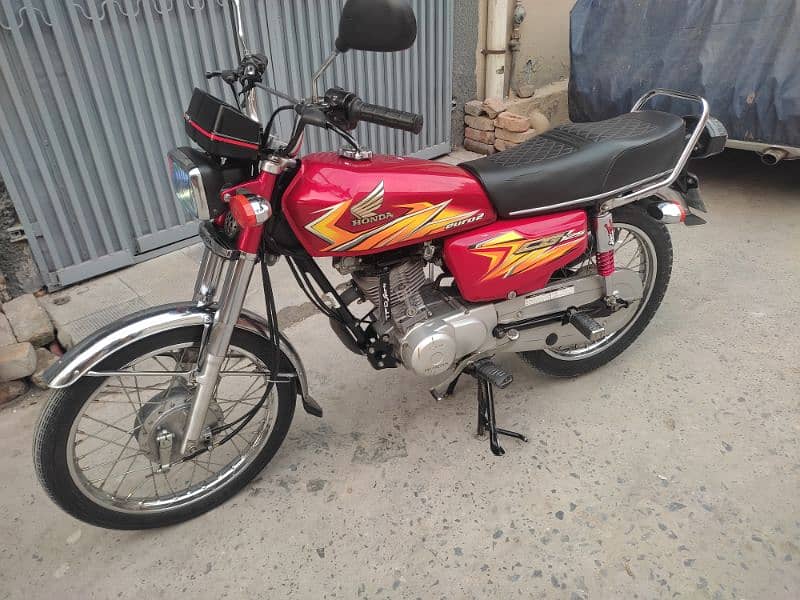 Honda 125 21/22 model 5