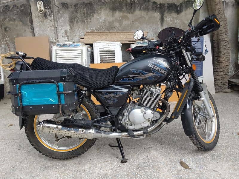 SUZUKI GS 150 SE Touring Ready 2