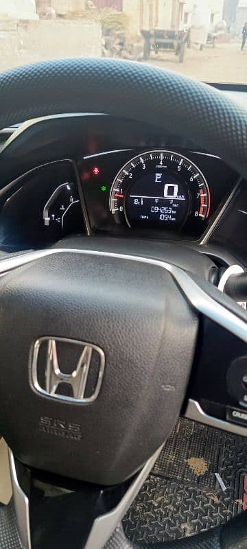 Honda Civic Oriel 2018 7