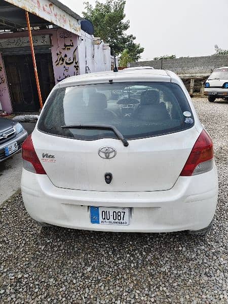 Toyota vitz 2008 model   1000cc paril whaite 1