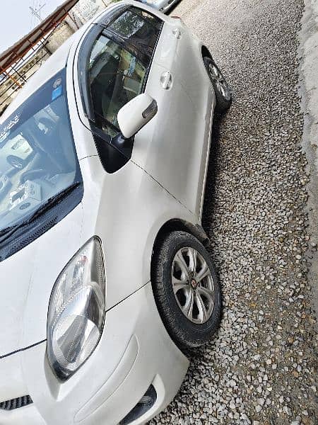 Toyota vitz 2008 model   1000cc paril whaite 4