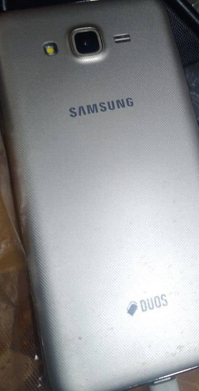 samsung galaxy J7 imported . good contion 1