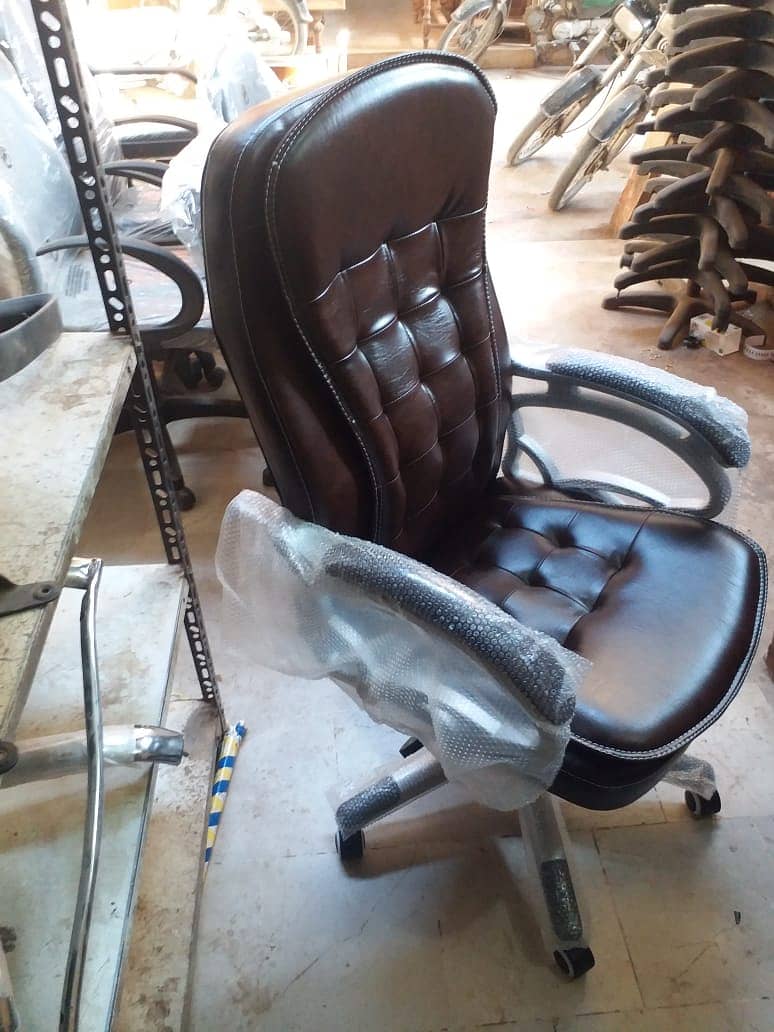 Computer Chairs/ Executive Chairs/ Visitor Chairs/ Office Chairs 10