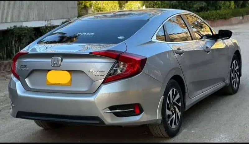 Honda Civic UG 2018 3