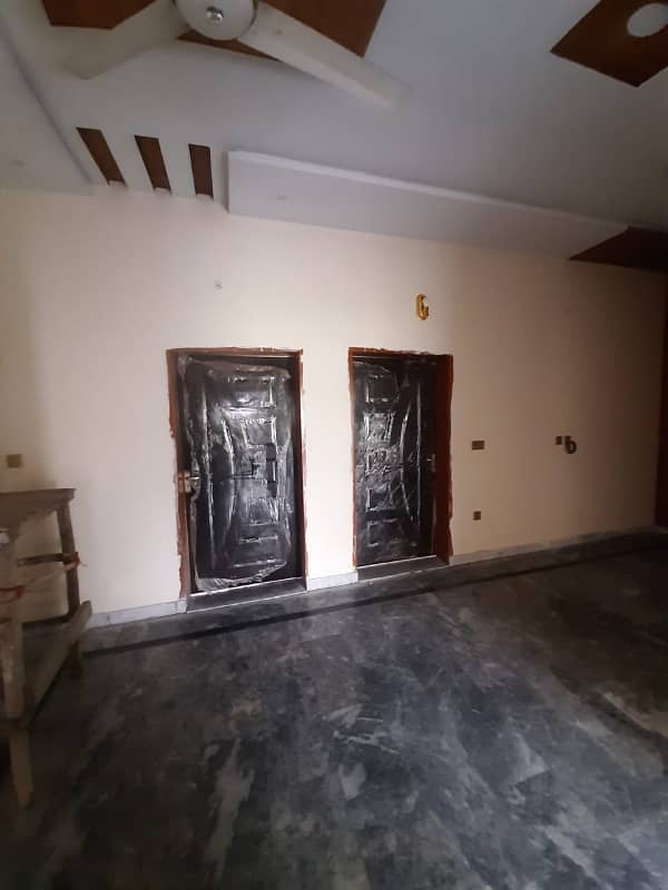 10 Marla Upper Portion Available For Rent In Canal Garden Near Bahria Town Lahore 6