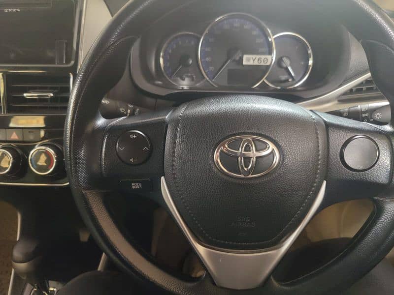 Toyota Yaris 2022 15