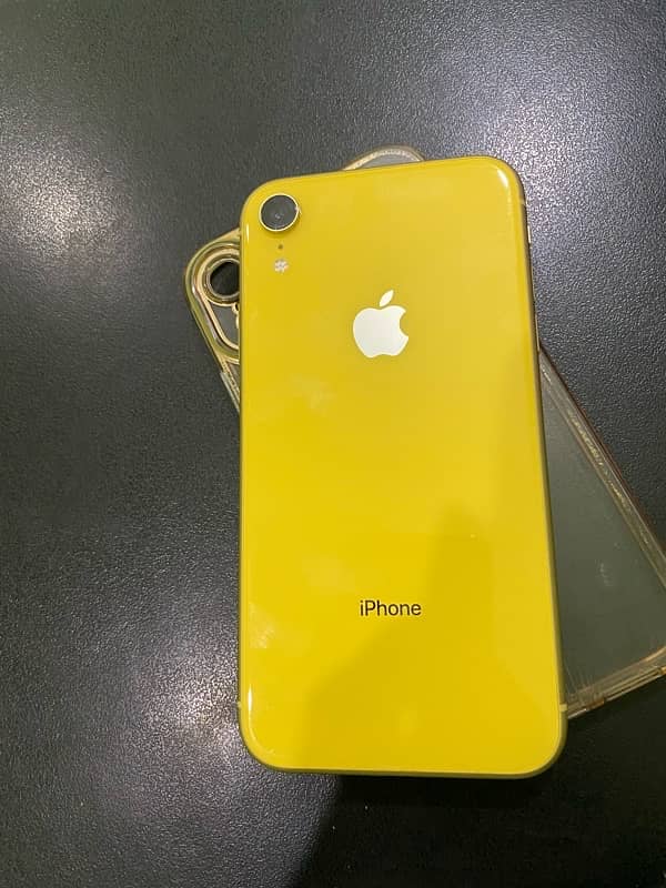 iphone XR  64gb 0