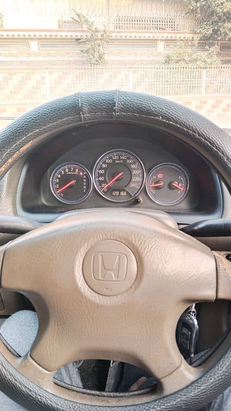 Honda Civic Oriel 2005 5