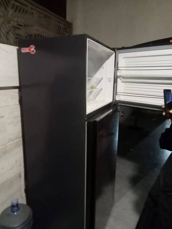 refrigerator for sell 2