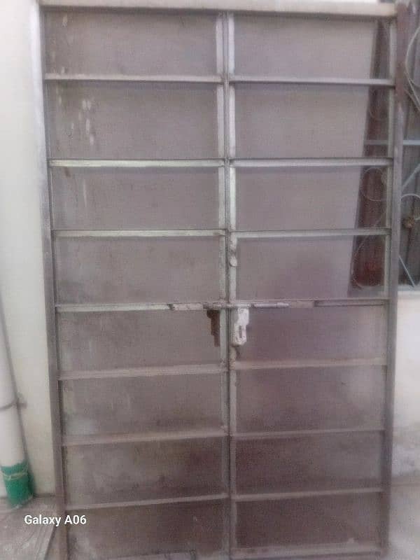 very heavy double door iron gate 0