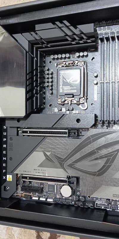 ROG Maximus Dark Hero Z790 0