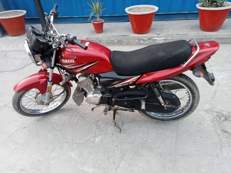 Yamaha 125 urgent sale need money all ok baik 0