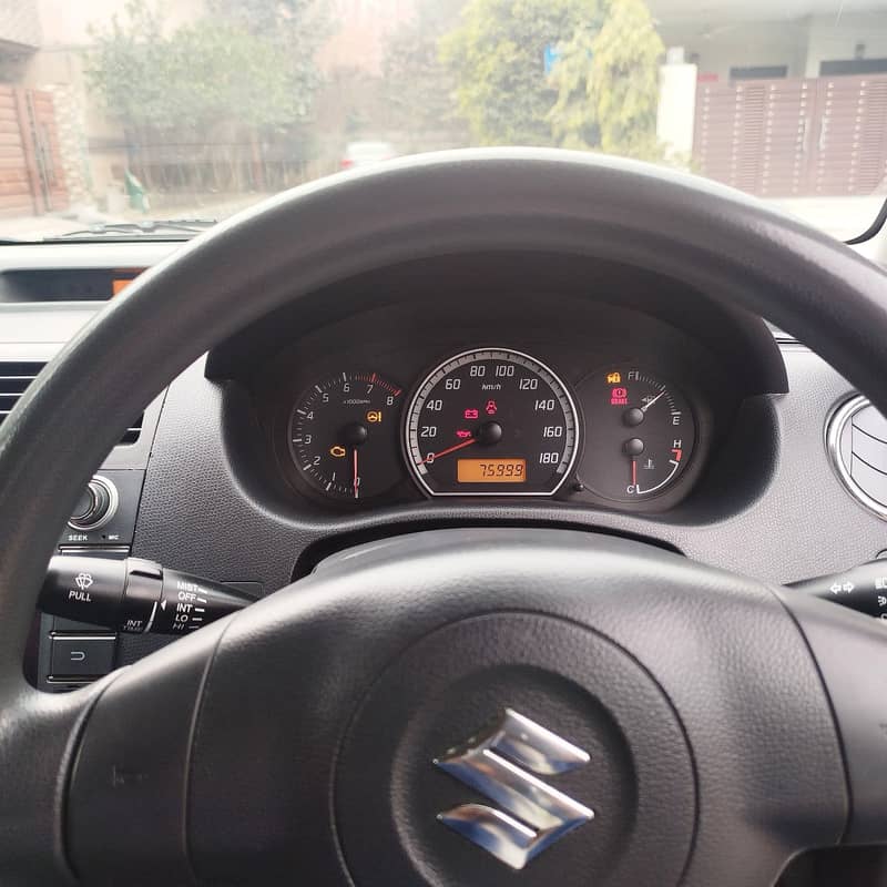 Hi, I am Selling Suzuki Swift DLX Navigation 2020 Model 5