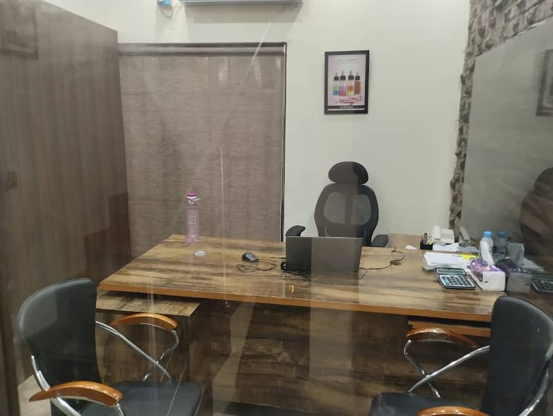 Beauty Full Hot Location Near Muslim Town 28 Rooms 10 Bath 3 Face Double Meter Gas Available Collage , School , University Silent Office Other Propose 11