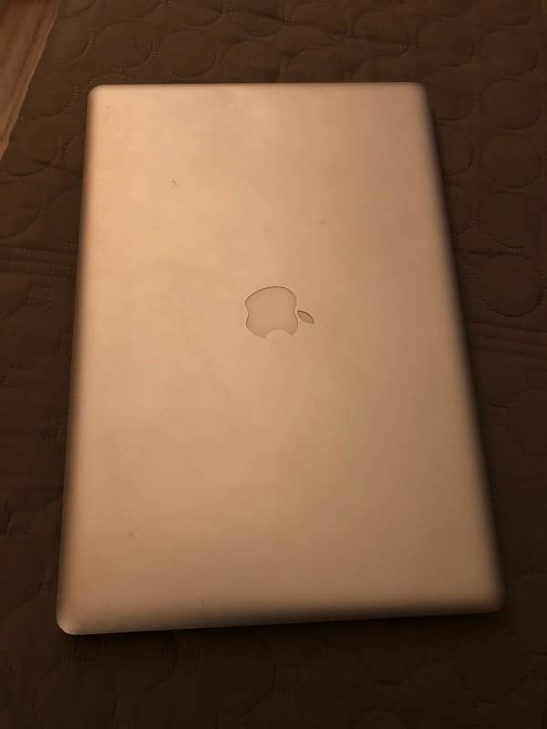 Apple MacBook Pro 4