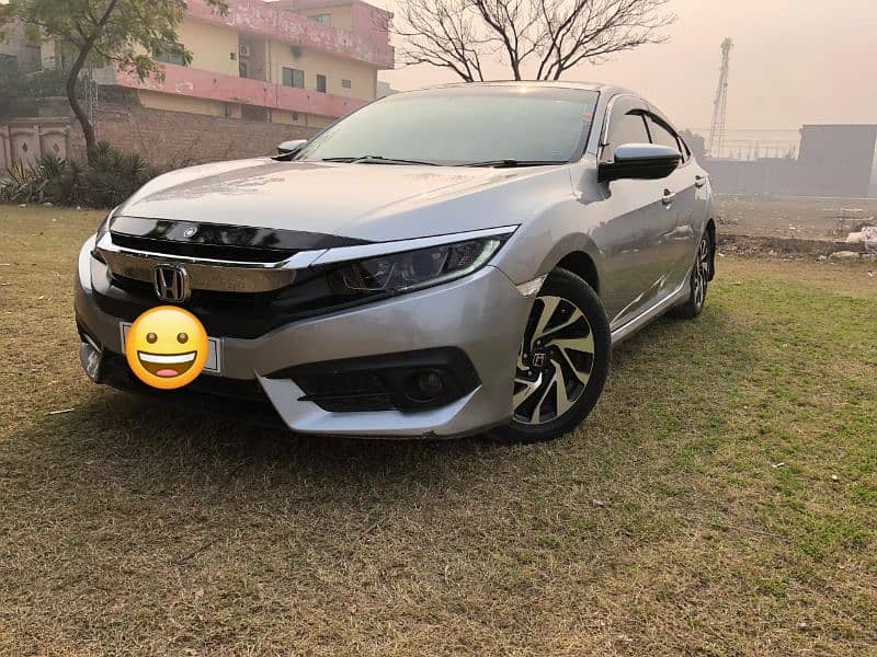 Honda Civic Oriel 2017 0