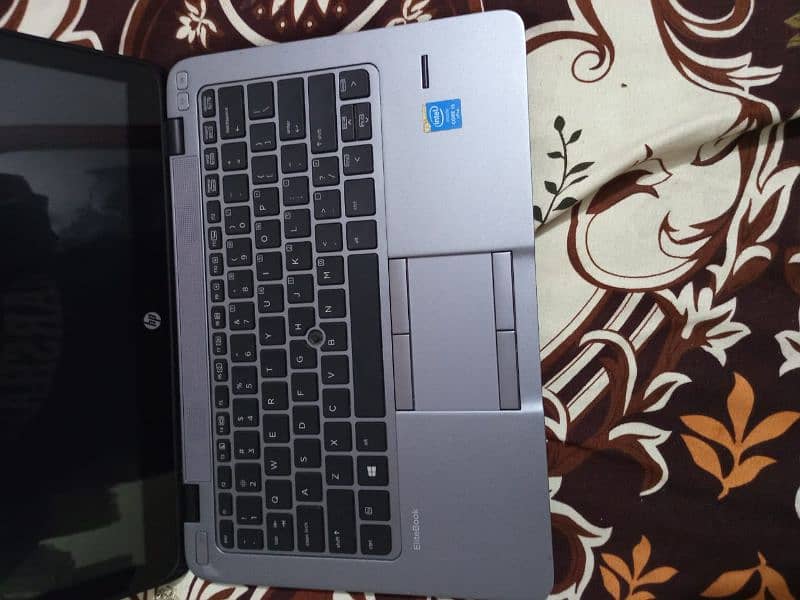 Hp Elite book core i5 5th generation ram 8gb rom 256ssd 5