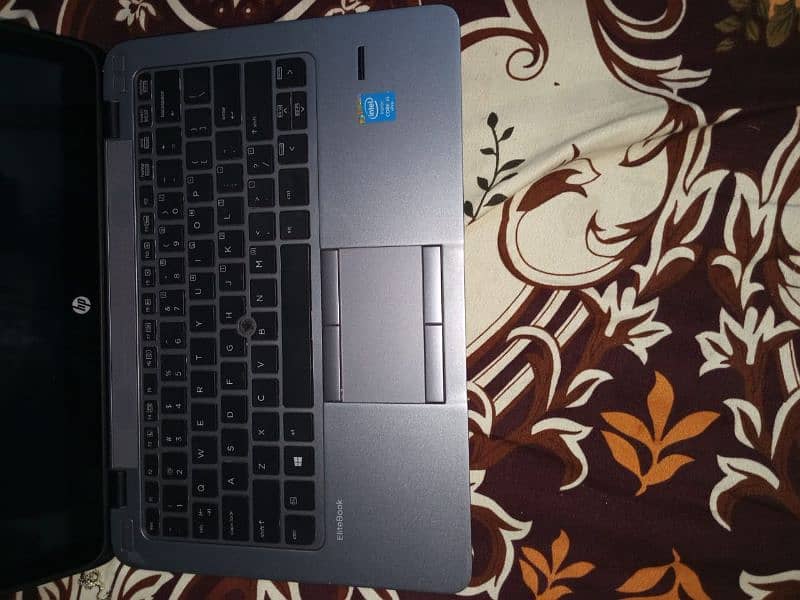 Hp Elite book core i5 5th generation ram 8gb rom 256ssd 7