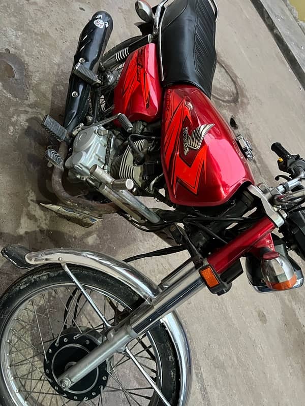 Honda 125 9/10 condition 5