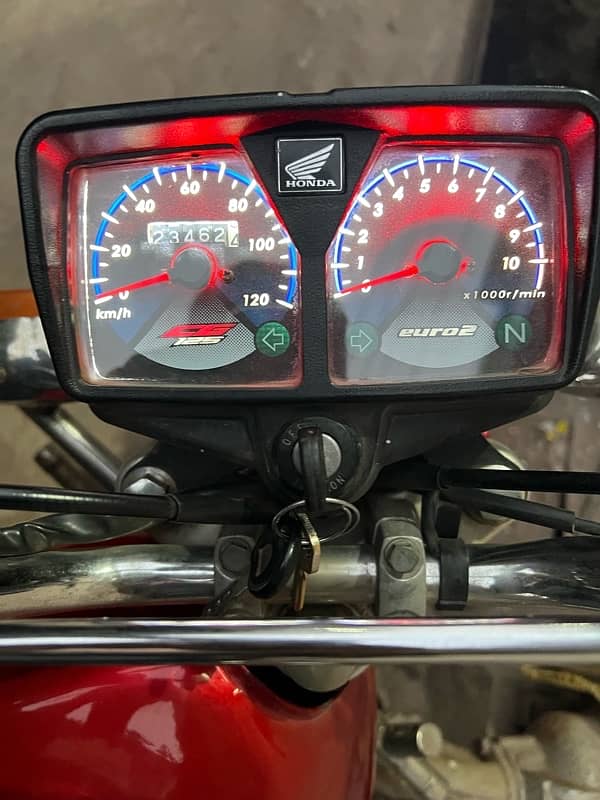 Honda 125 9/10 condition 6