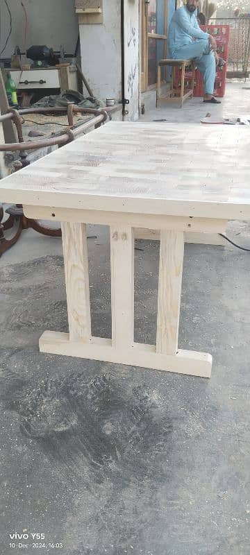 solid wooden table 2