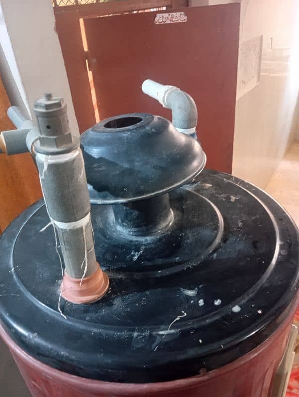 35 Gallon Gas Geyser 1