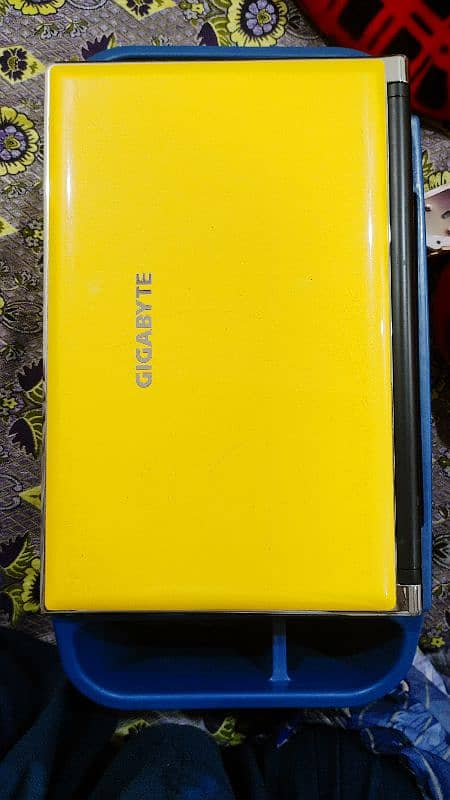 Gigabyte Laptop i7 2630-QM, 6gb Ram, GT 550M 2gb (Made in Taiwan) 12