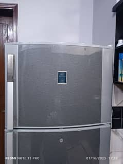 Dawlance 91996M Fridge *Excellent condition