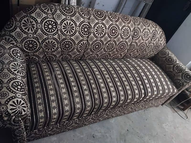 Sofa 8 Seater 0