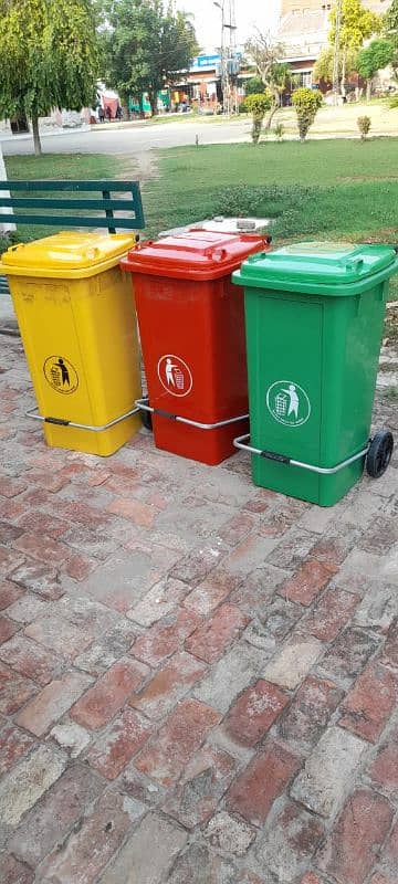 Dustbins Available in Different Sizes 7