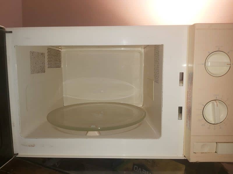 36 liter microwave available for sale. 03289652709 2