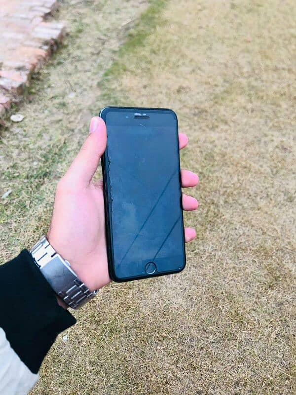 Iphone 7plus 32gb for sale Exchange bi ho saktta ha 5