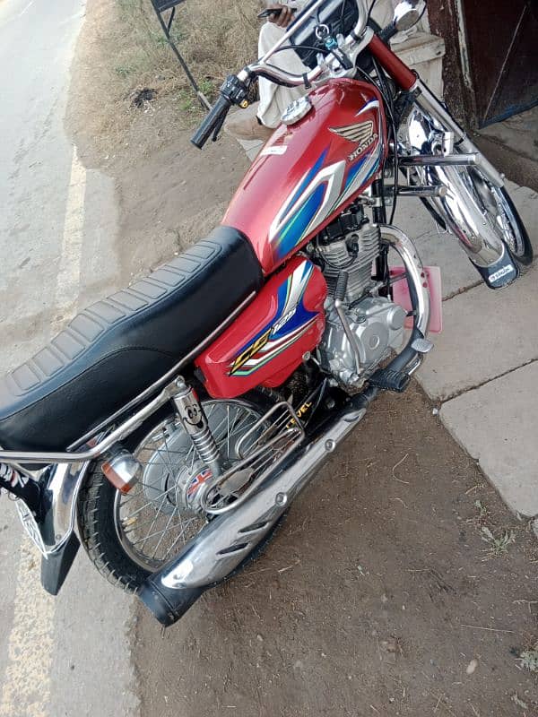 Honda 125 bike 1