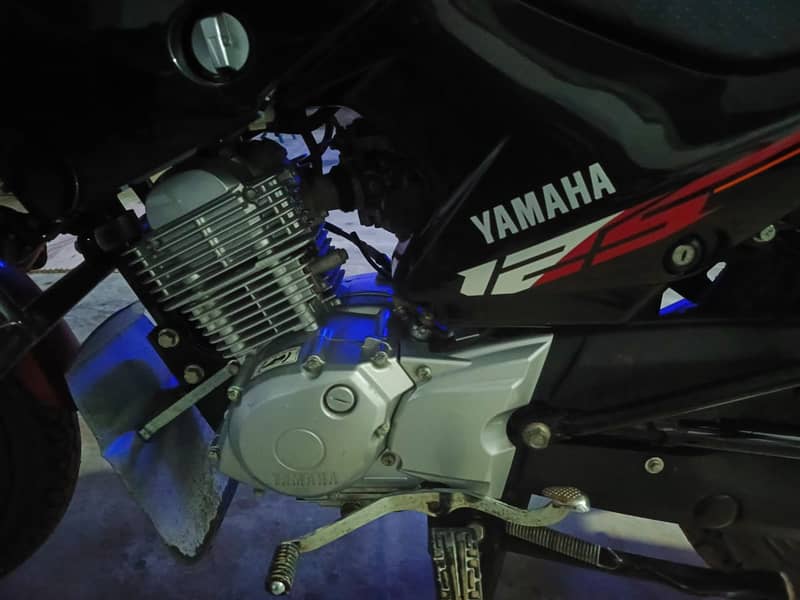 Yamaha YBR 125 2024 4