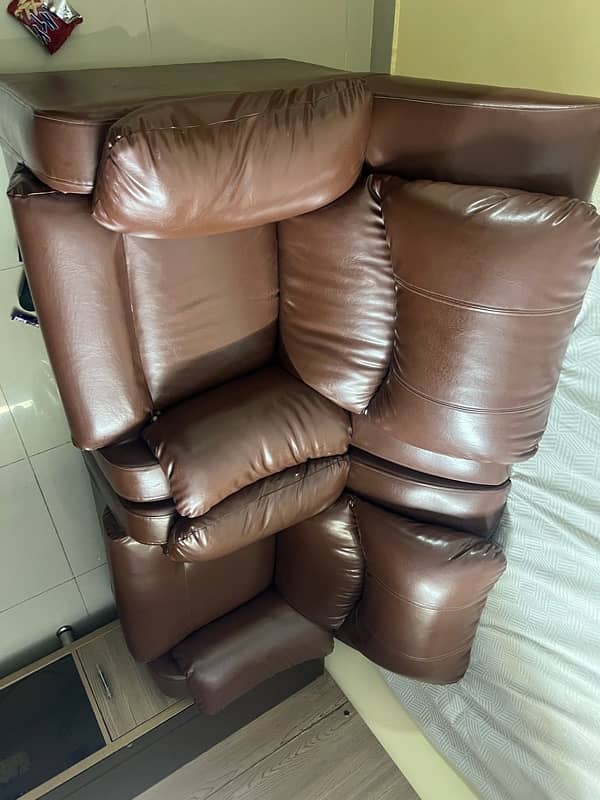 sofa for sell 3