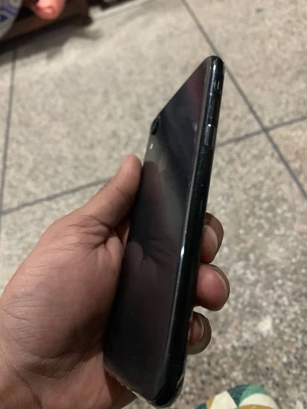 Iphone Xr 10/10 5