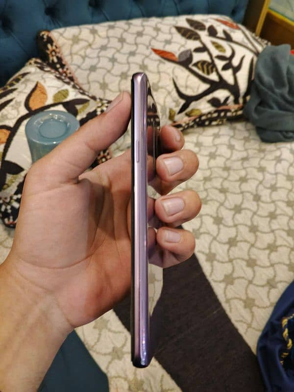 Samsung Galaxy S9 Plus 3