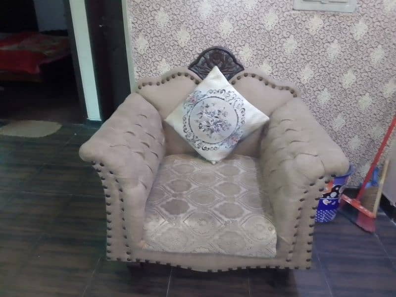 7 Seater Royal sofa latest model & design 3