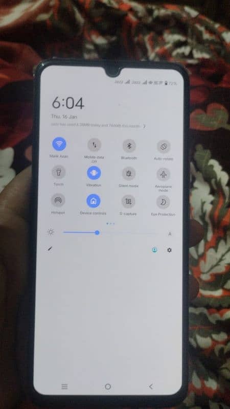 vivo v21e 8+4/128 2