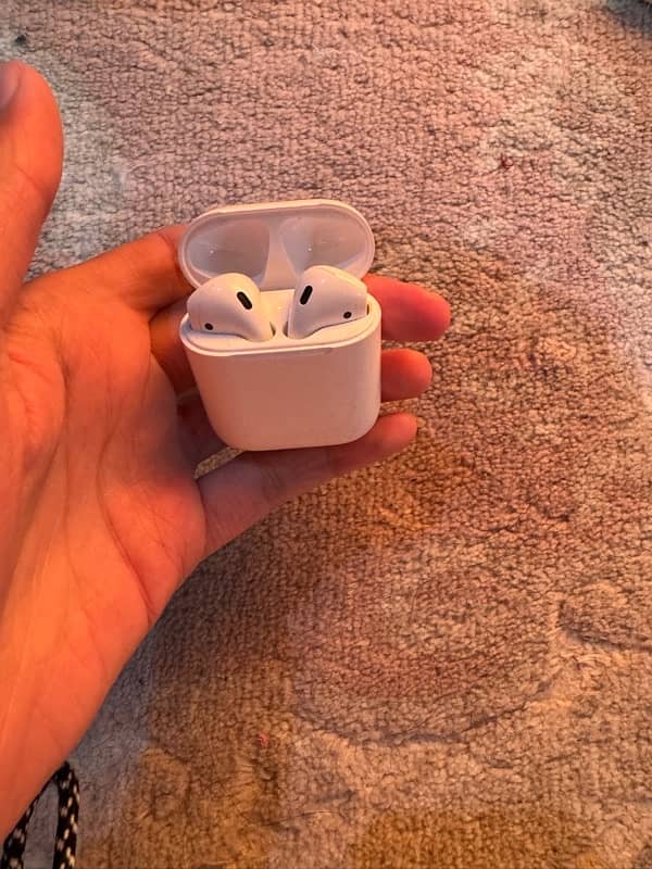 AirPod 2nd generation 3