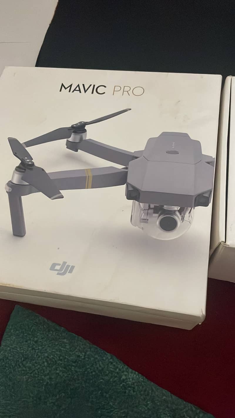 DJI Mavic Pro 8